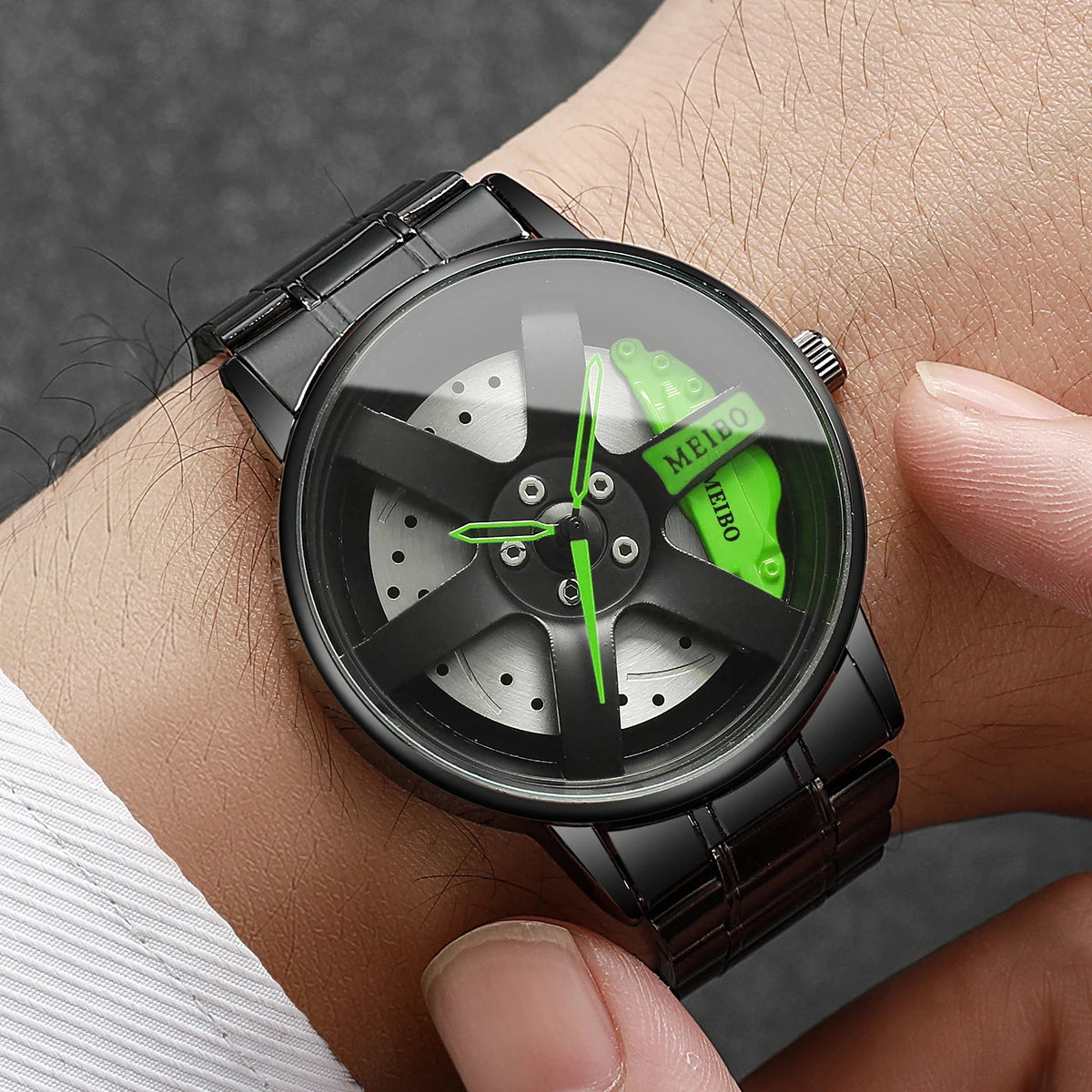4 Pcs Fashion Men's Sports Watches 3d Car Wheel Stainless Steel Band Men's Wrist Watch Quartz Watch Set Homo Watch (Without Box)